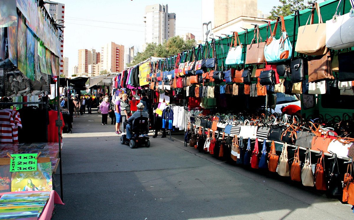 Ultimate Guide to the Benidorm Sunday & Wednesday Market (2026)